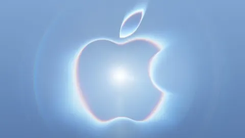 Apple запросила на презентацію 9 вересня: можливий дебют складаного iPhone