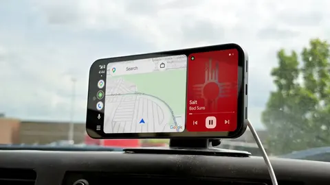 Бездротовий Android Auto: чому смартфон перегрівається та що з цим робити