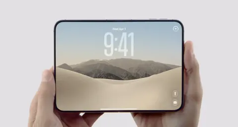 Apple випускає перший складаний iPhone Duo з двома OLED-екранами