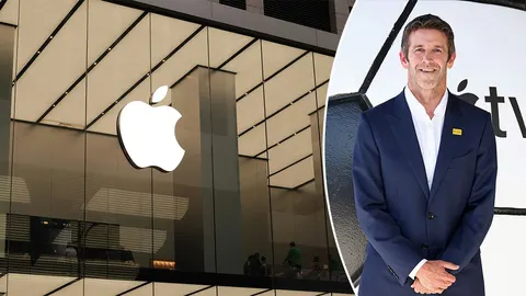Джон Тернус розпочав роботу на посаді CEO Apple з кадрових змін та листа до кома