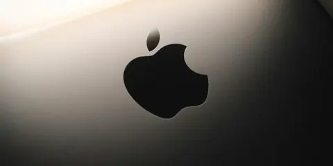 Apple розширює позов проти OpenAI: 11 колишніх працівників у справі про витік да