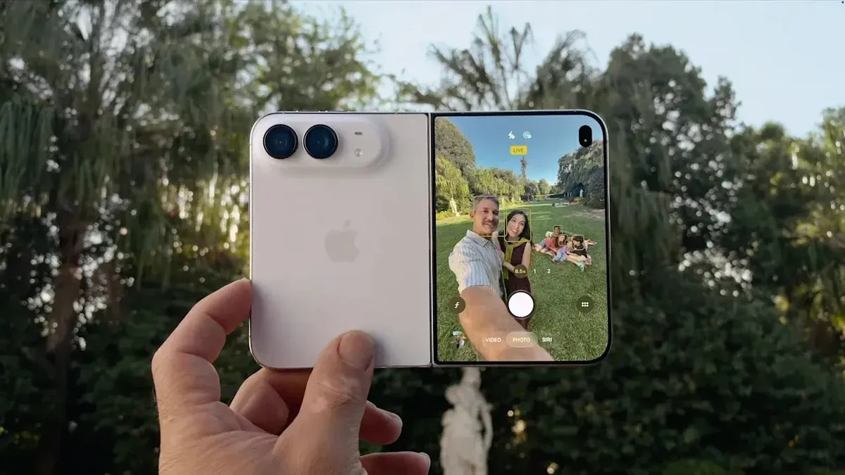 Складані смартфони дешевші за iPhone Duo: три моделі, які варті уваги