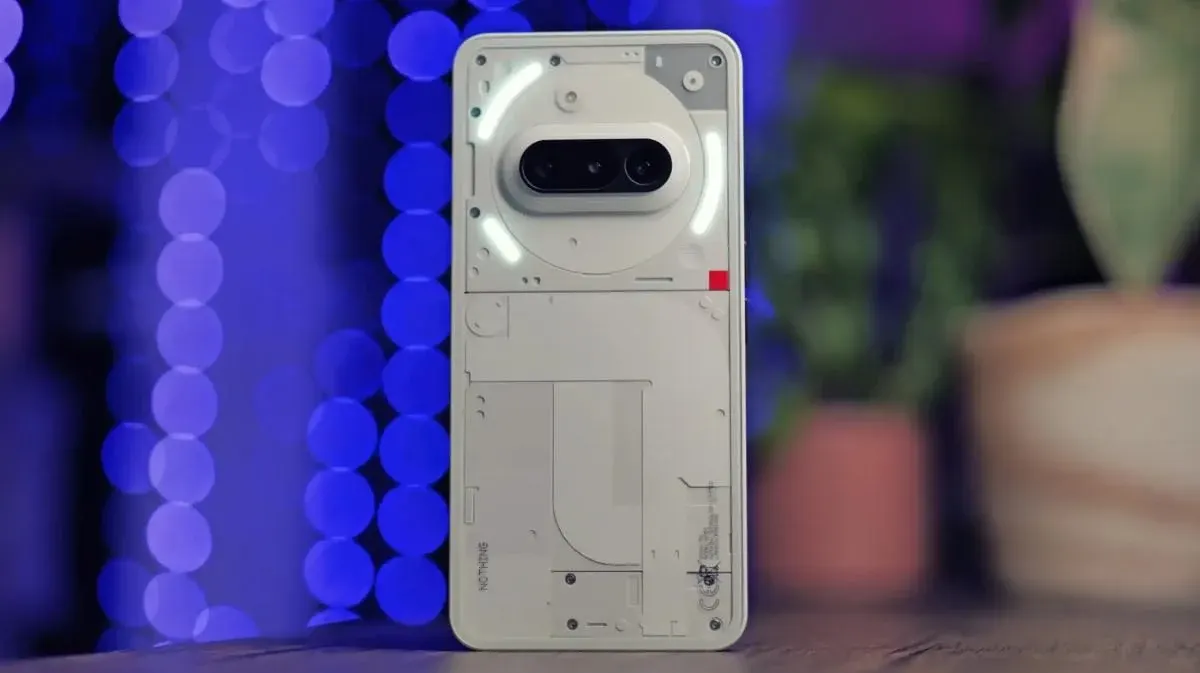 Nothing Phone (3a) визнано найкращим бюджетним смартфоном 2026 року