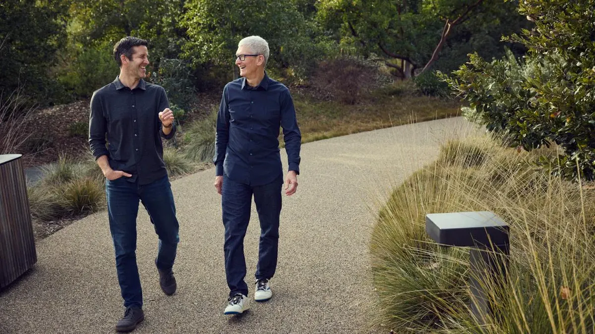 Джон Тернус очолить Apple: що означає зміна CEO для компанії