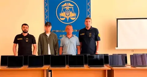 Вінницька митниця передала військовим конфісковані Apple на 1 млн грн