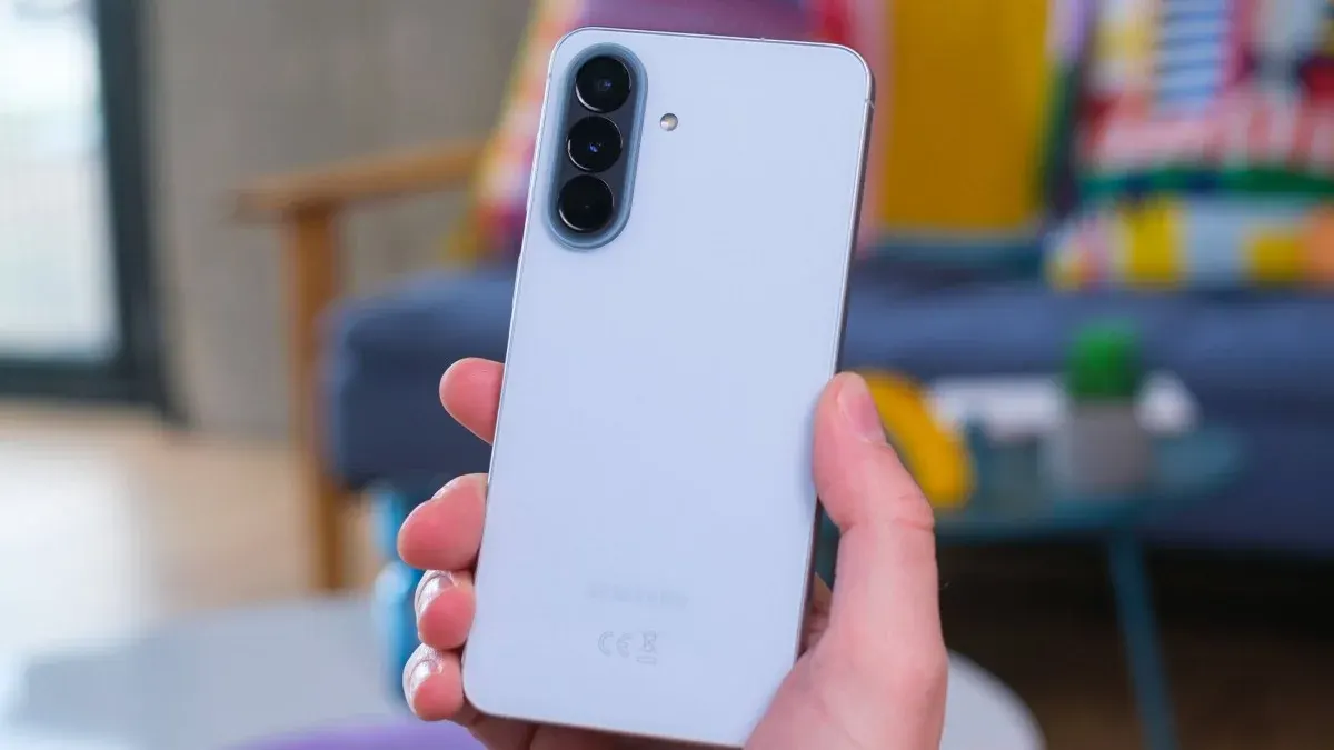 Samsung Galaxy A57: огляд середньобюджетного смартфона 2026 року