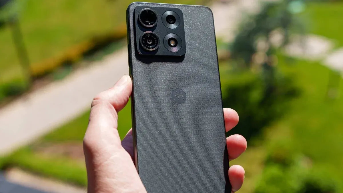 Motorola Edge 70 Max: субфлагман із Snapdragon 8 Gen 5 за 34 999 грн