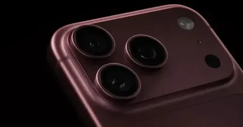 Apple показала iPhone 18 Pro та перший складаний iPhone Duo