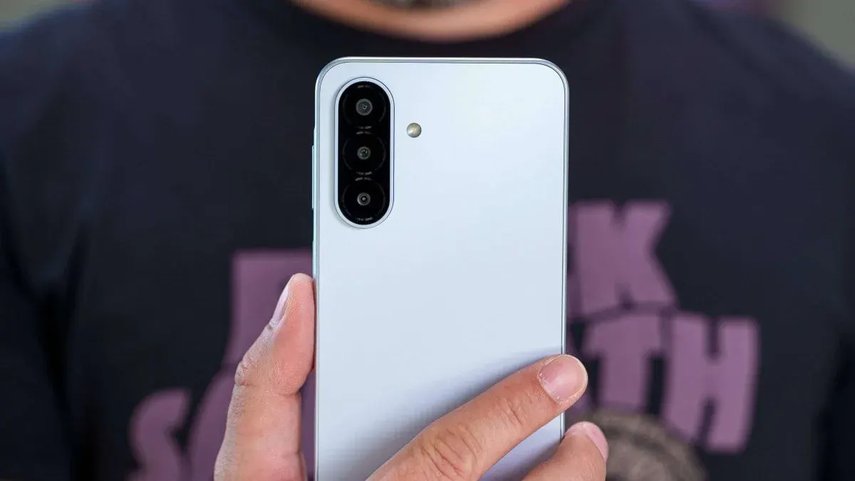 Samsung Galaxy A18: бюджетник із шістьма роками оновлень за 12 599 грн