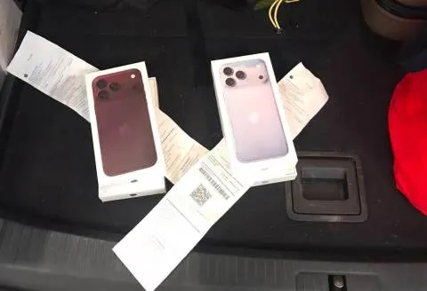 На Львівщині вилучили партію iPhone на 850 тисяч гривень