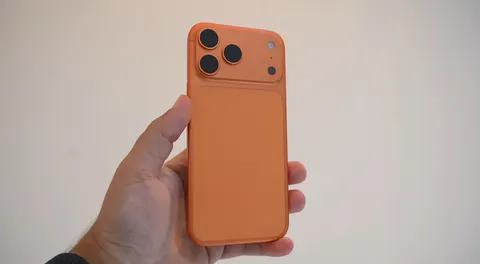 iPhone 17 Pro: рік без чохла. Що з батареєю, корпусом та екраном