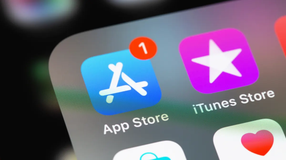 У Росії масово збоїть App Store та сайт Apple: доступність впала до 30–60%