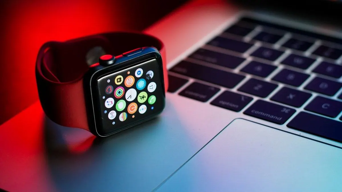 Секретні функції Apple Watch: від розблокування Mac до рації та серцебиття