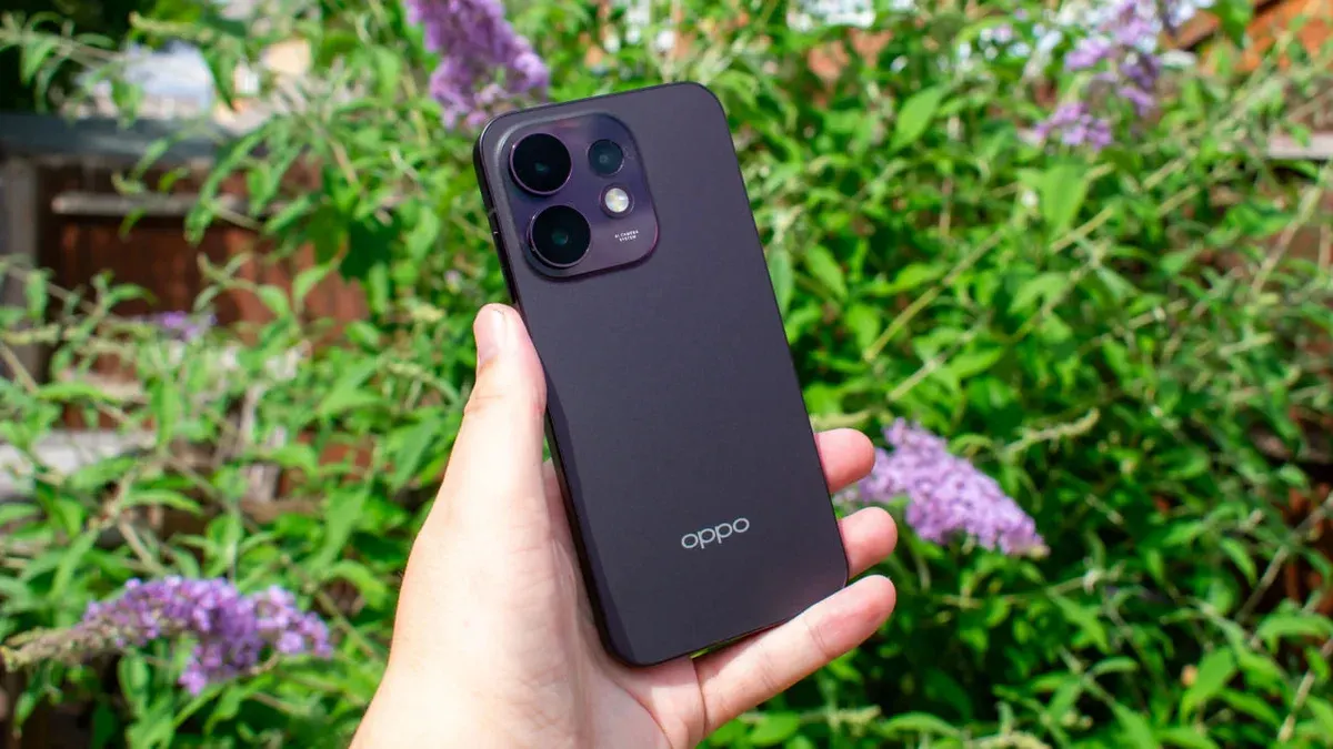 Oppo Reno 16 Pro: експерт радить смартфон для переходу з iPhone