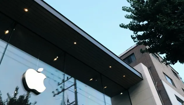 Apple розробляє власну ШІ-модель для Китаю разом з Alibaba