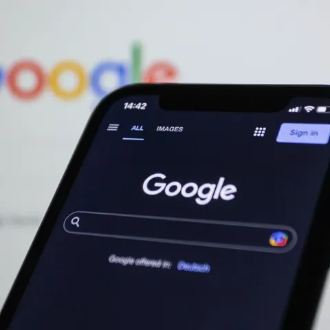 Ірландський регулятор оштрафував Google на €403 млн за збір даних про геолокацію
