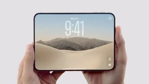 iPhone Pro можуть перейти на OLED без поляризатора: прогноз на 2029 рік
