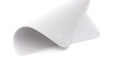 Apple знизила ціну на фірмову серветку Polishing Cloth до $9