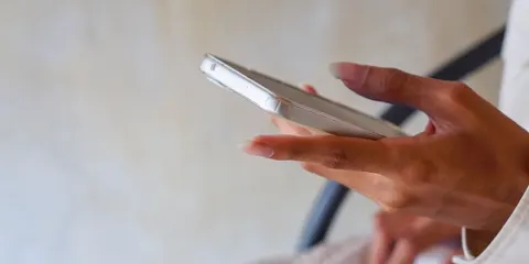 Смартфон завис: як повернути його до життя без сервісного центру
